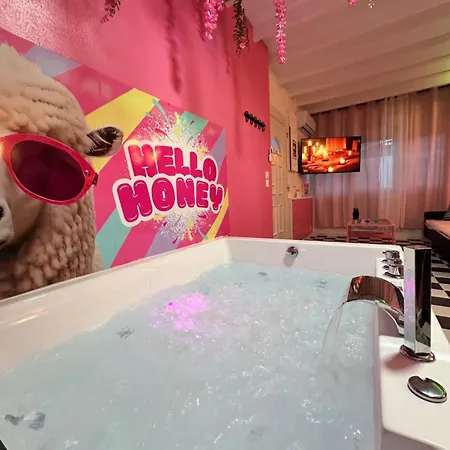 Διαμέρισμα Maison 60 M2 Loveroom Romantique Avec Jacuzzi Prive A 10 Min De Nancy Et Jardin Prive *