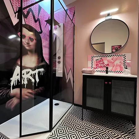 Maison 60 M2 Loveroom Romantique Avec Jacuzzi Prive A 10 Min De Nancy Et Jardin Prive